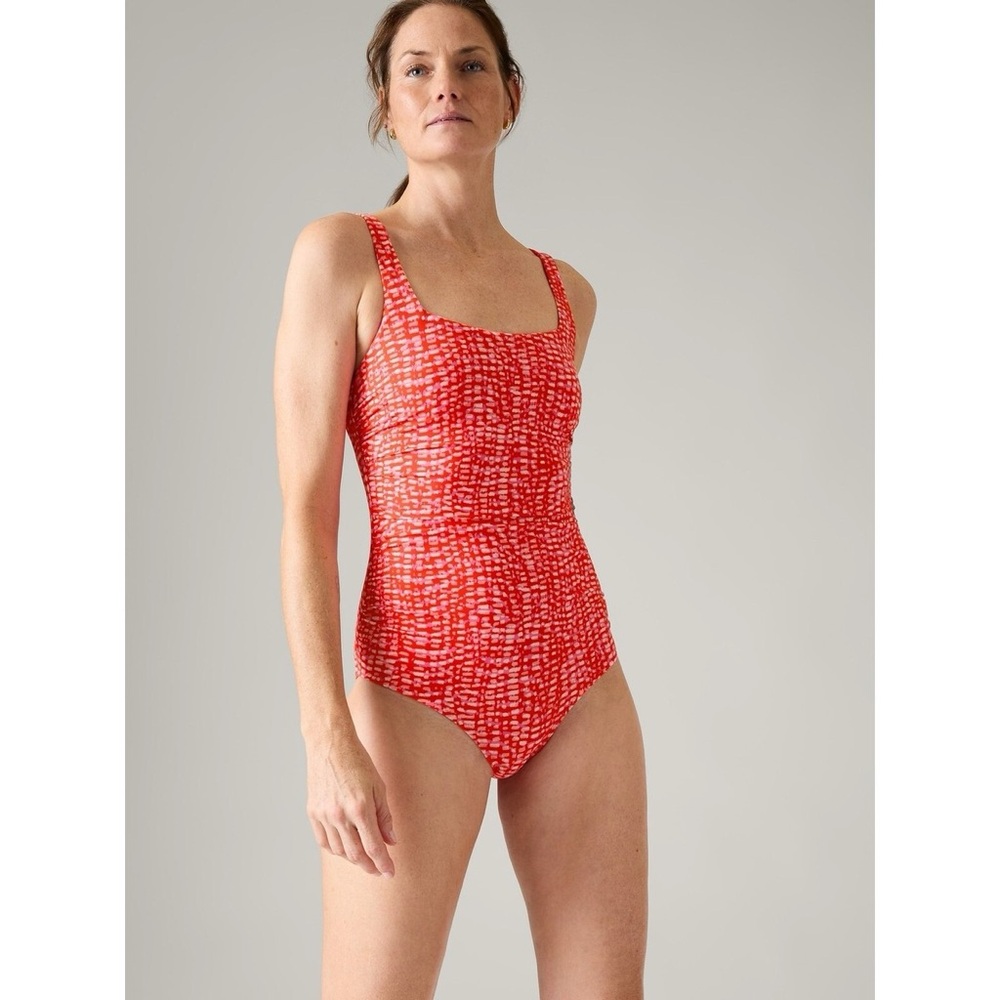 Athleta Red Textured Women's One Piece Swimsuit